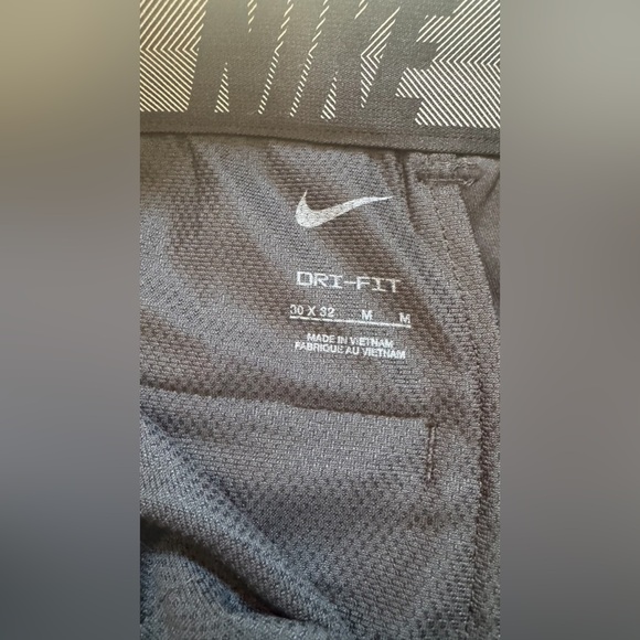 Nike Dri-Fit Flat Front Standard Fit Flex Golf Pants Men's Size 54x36 Black NWT - Picture 5 of 7